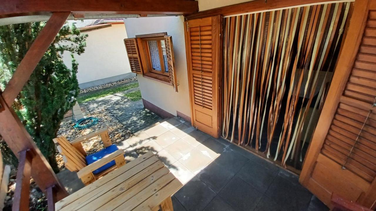 Vila Relax Ii. Vendeghaz Dunapataj Exteriér fotografie